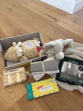Baby item lot
